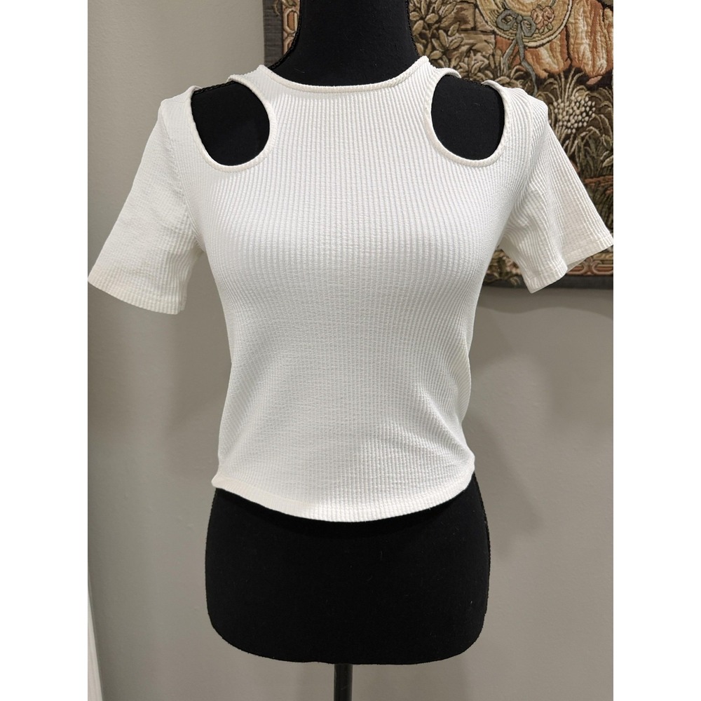 Zara Shirt Womens Small White Ribbed Knit Cold Shoulder Cutout‎ Cropped Top
